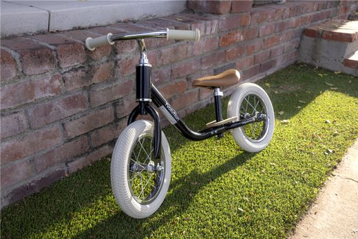 Bicicleta de equilibrio YVOLUTION YVELO Classic Negra