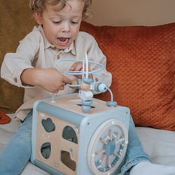 Cubo de actividades Label Label azul