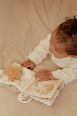 Libro blandito con anilla Little Dutch Naturals