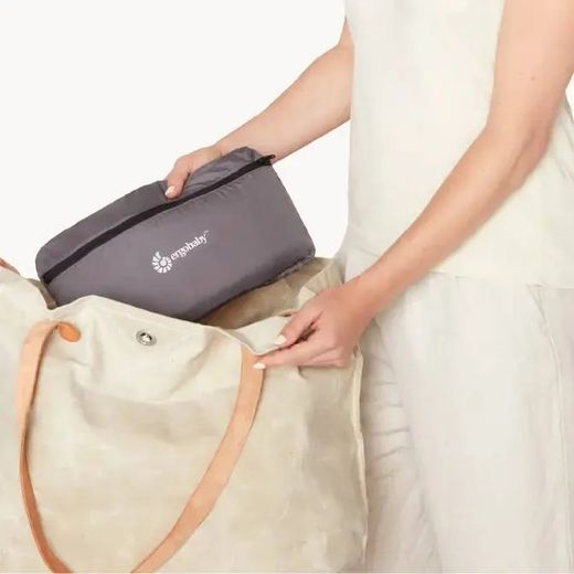 Mochila portabebé Ergobaby Away Gris